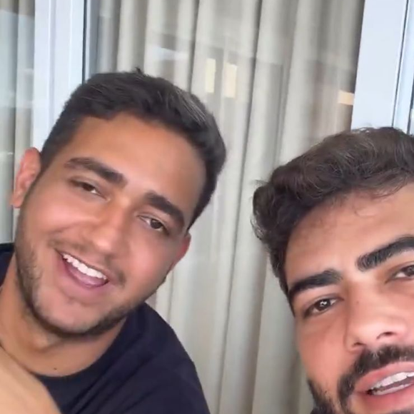 Donos de sucessos como Recaídas e Vidinha de Balada, os sertanejos tranquilizaram os fãs após o incidente