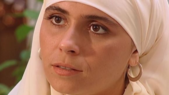 Há exatos 25 anos em 2001, a Globo estreou 'O Clone' e criou uma virava mania nacional: hoje, a novela 'Quem Ama Cuida' só tem um de seus atores revelação graças a um encontro 'predestinado' na trama de Gloria Perez