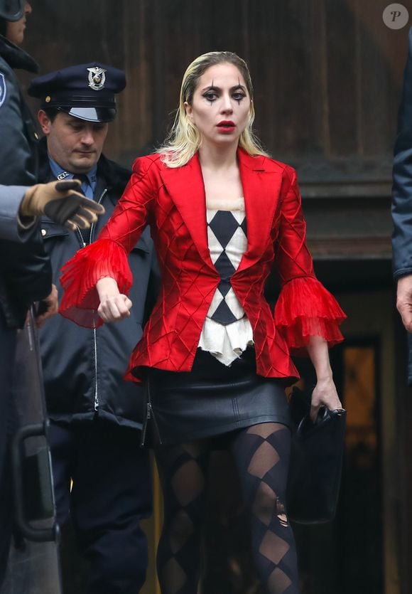 Lady Gaga emagreceu bastante para 'Coringa' e teve seu corpo comentado durante uma coletiva de imprensa do longa
