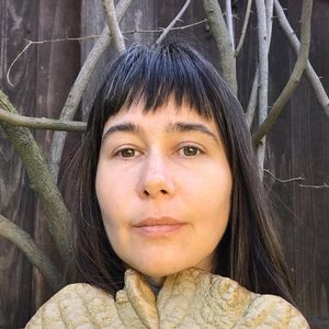 Sandra é baiana e formada em Jornalismo pela Universidade Federal da Bahia