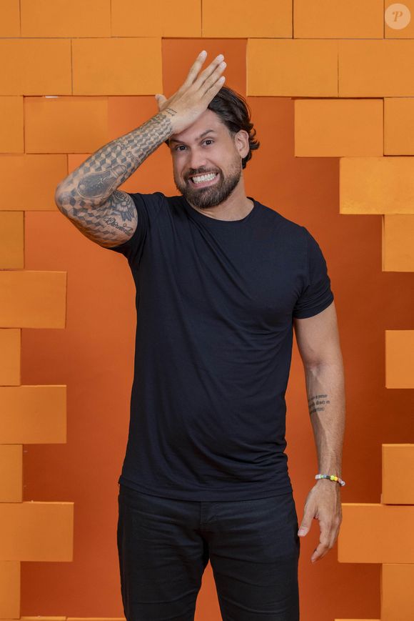 ‘BBB 26’: Brigido deve ser eliminado nesta terça-feira (03). Ele aparece com 56,77% das intenções de voto