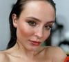 Larissa Manoela deixa sardinhas à mostra em maquiagem