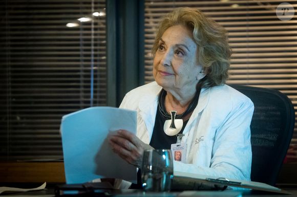 Eva Wilma morreu em maio de 2021, vítima de um câncer no ovário; ela morreu poucos dias depois da descoberta da doença.