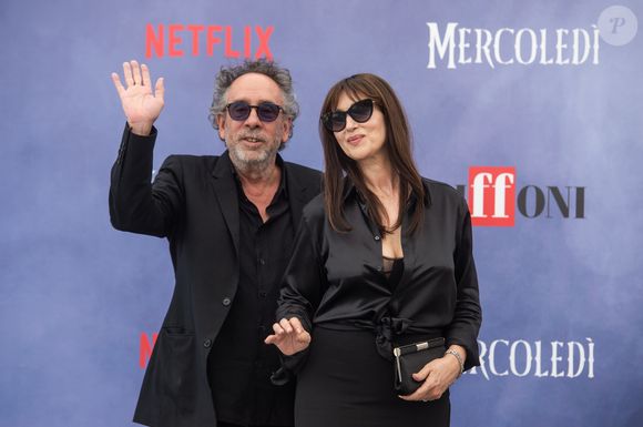 Aos 60 anos, a italiana segue como uma das figuras mais reconhecidas do cinema internacional, vivendo uma fase em que combina novos desafios profissionais com uma vida pessoal que ganhou atenção desde que, em 2022, começou a namorar o diretor Tim Burton