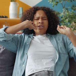 O que poucas pessoas sabem é que existe uma forma natural de acelerar a digestão e acabar com a sensação de inchaço