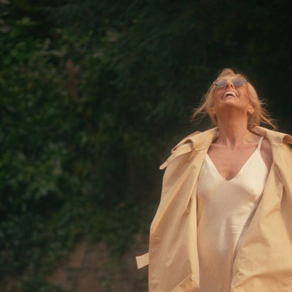 A HBO Max estreou, nesta quinta-feira (06), ‘Meu Ayrton Por Adriane Galisteu’, documentário onde a apresentadora expõe sua versão do relacionamento com Ayrton Senna