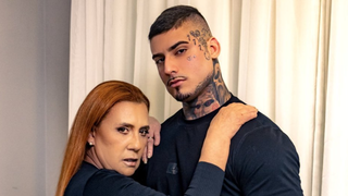 Rita Cadillac grava pornô com ex de Andressa Urach e viraliza na web: ‘Com 71 anos, fez muito mais que as novinhas de 18’