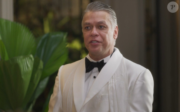 Juliano (Fabio Assunção) fica furioso e incrédulo ao ver Beatriz (Duda Santos) viva