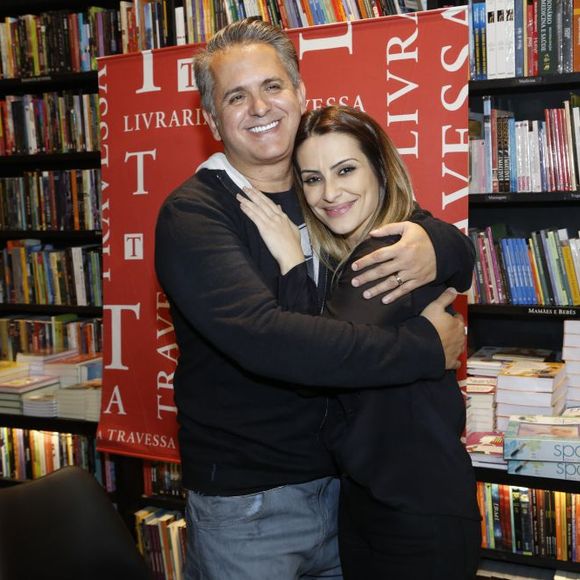 Cleo Pires afirmou que, caso a história envolvendo Orlando Morais fosse verdadeira, caberia a ela falar sobre o assunto, e não a outras pessoas inventarem uma acusação: 'Se fosse o caso, eu é que deveria falar, não alguém inventar'