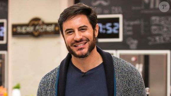 O segredo da beleza de Ricardo Tozzi aos 49 anos: com volta marcada em 'Dona de Mim', ator confessa procedimento estético e 'genética boa'