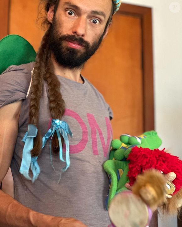 "Não sou criminoso, não vou cair nessa pegadinha, não tenho antecedentes em nenhum lugar no mundo (...). Não vou ficar de brincadeira com as leis", disse Badarik