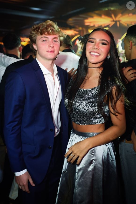 Luciano Huck teria solicitado à sua nora, a influenciadora Duda Guerra, que evitasse registrar e publicar momentos de suas férias em família. O pai de Benício Huck, namorado da jovem, teria feito a solicitação como uma medida de preservar a intimidade familiar.