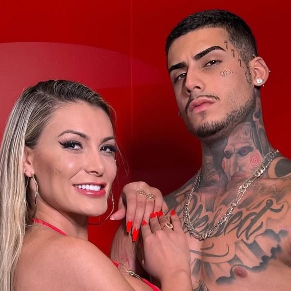 Kylian Cria namora com Andressa Urach