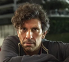 Milhem Cortaz, que foi o Osmar de 'Volta por Cima', revelou vícios antigos em programa do Canal Brasil. "Eu parei a cocaína, parei o cigarro, e esse refrigerante com essa marca famosa que todo mundo conhece eu sofro até hoje para não tomar"