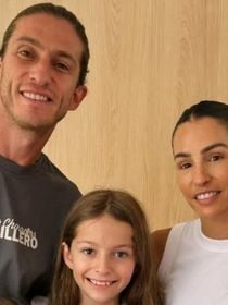 'Mágoa, sensação de injustiça': após demissão inesperada de Filipe Luís do Flamengo, mulher do ex-técnico quebra silêncio em desabafo raro