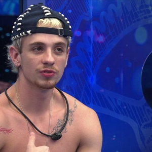 Juliano Floss está cada vez mais próximo de Ana Paula no 'BBB 26'