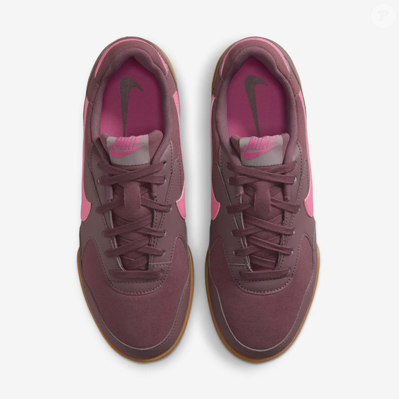 Mais acessível que modelos como Adidas Samba e Gazelle, o Nike Terra Manta chama atenção pelo custo-benefício e design versátil