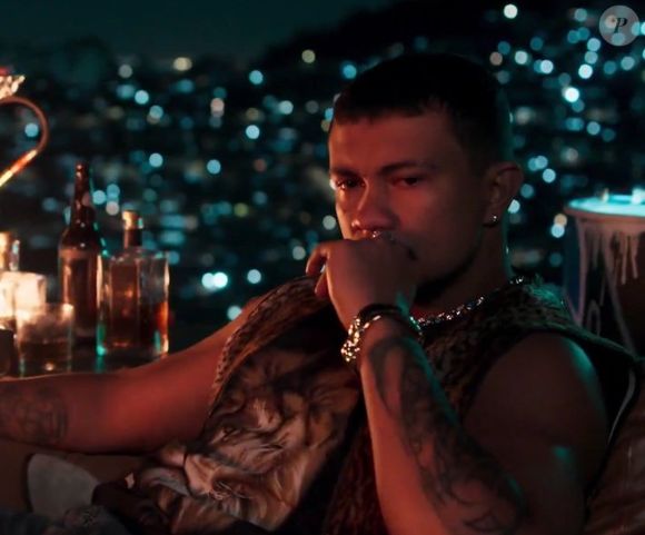 Bagdá é o 'bandivo' da vez: personagem de Xamã conquista a web com figurinos cheios de personalidade