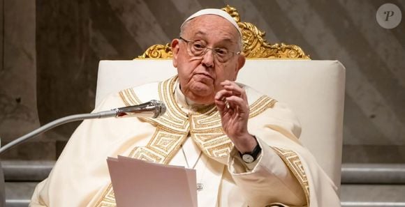 O legado de Papa Francisco continua vivo: pesquisa mostra que sua popularidade segue acima da registrada por Leão XIV