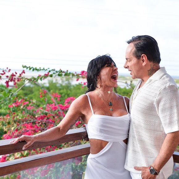 Gretchen e Esdras costumam postar diversas declarações nas redes sociais