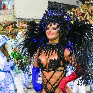 Carnaval 2025: Mancha Verde, escola de Viviane Araujo em SP, enalteceu a ancestralidade africana dos baianos, o culto aos deuses e a celebração da alegria