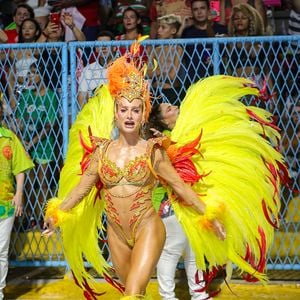 Bruna Griphao é outra novidade do quadro de musas do Salgueiro