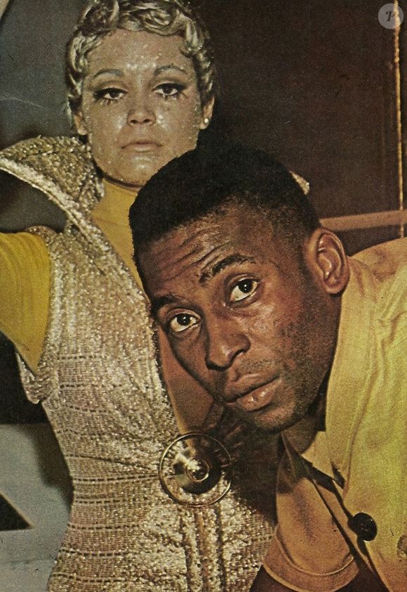 Em 1969, Regina Duarte colaborou com Pelé em 'Véu de Noiva', que também marcou sua última novela na emissora TV Excelsior