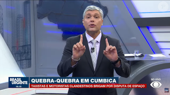 Joel Datena, de 48 anos, precisou passar por uma cirurgia de emergência na coluna após sentir fortes dores nas costas e, segundo informações do colunista Flávio Ricco, do Portal LeoDias, ainda não há previsão para seu retorno ao comando do "Brasil Urgente", na Band
