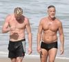 O erro ao caminhar na praia que pode causar fascite plantar, segundo especialista