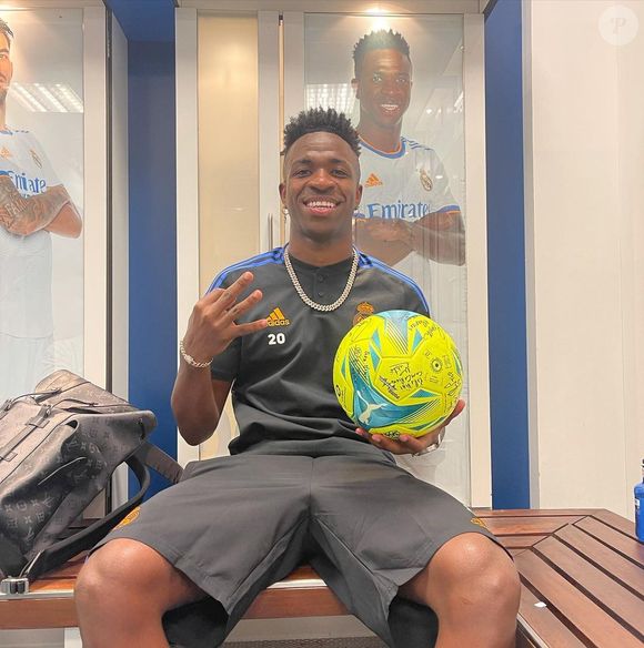 Vini Jr. está solteiro desde o fim do relacionamento com Maju Mazalli, em janeiro de 2025