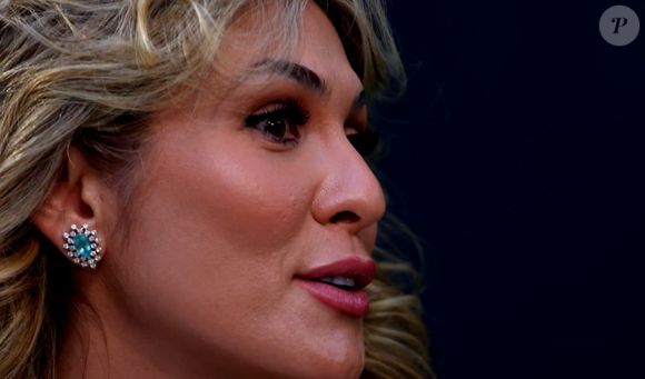 Lívia Andrade se emocionou ao contar que chegou a se despedir da família