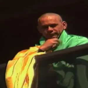 Leandro foi submetido a quimioterapia, mas seu estado de saúde agravou e ele sofreu uma parada cardíaca. Uma semana depois, o astro veio a óbito