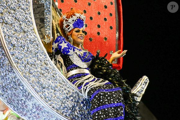 Carnaval 2025 em SP: Silvetty Montilla, que enfrenta grave problema de saúde, emocionou o público na Estrela do Terceiro Milênio