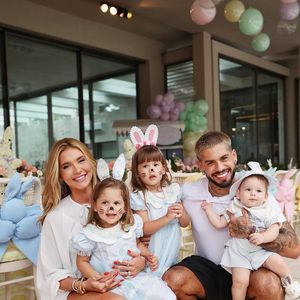 Família reunida: Virginia, Zé Felipe e os filhos comemoram a Páscoa antes do feriado oficial.