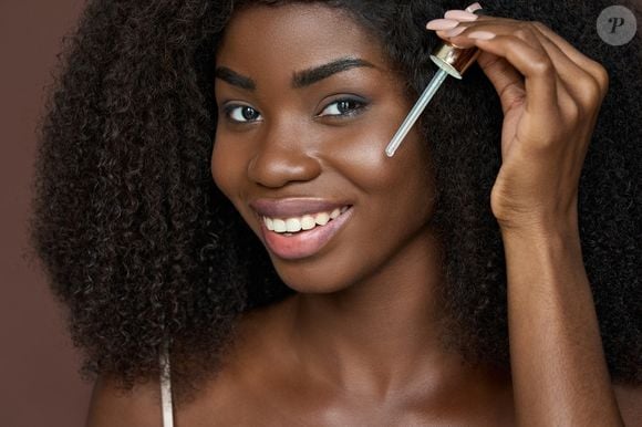'A proteção solar é considerada o passo mais importante da rotina diária', destaca a dermatologista da Onne Clinic