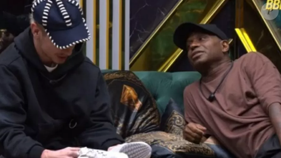 BBB 26: Edilson comenta com Juliano o desejo de sair do programa