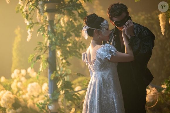 4ª temporada de "Bridgerton" vai focar no relacionamento entre Benedict (Luke Thompson) e Sophie (Yerin Ha)