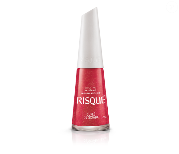 Esmalte vermelho para nail art: essa opção da Risqué, Suflé de Goiaba, é estilosa e cheia de personalidade