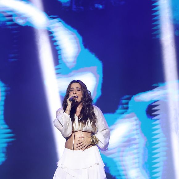 Lauana Prado ao Purepeople: ‘Eu me pego ouvindo a música e pensando muito nesse amor que cresce dentro de mim’