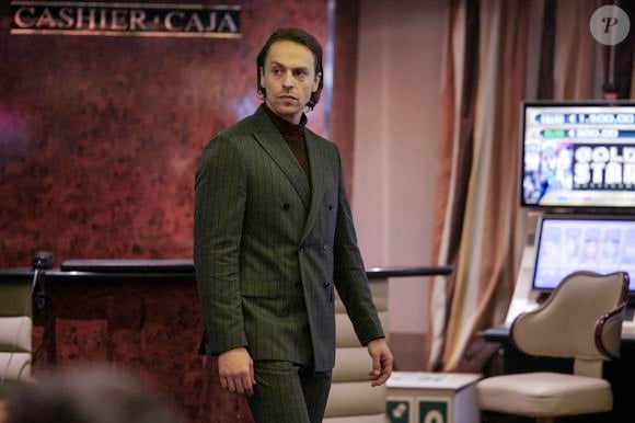 Atilla se apaixonou por Karsu, mas esconde da ex-mulher de Reha sua vida dupla e de mafioso na novela 'Coração de Mãe'