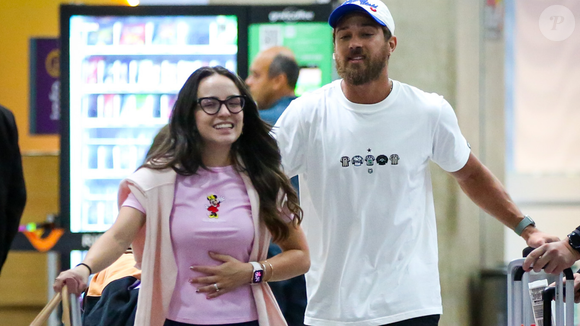 Nem Adidas Samba, nem New Balance: Larissa Manoela usa calçado inusitado em aerolook após cruzeiro da Disney com o marido