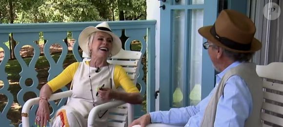 A residência principal da fazenda de Ana Maria Braga conta com um amplo terraço e cinco suítes