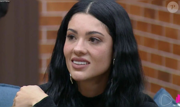 Rayane Figliuzzi se envolve em polêmicas dentro de A Fazenda 2025