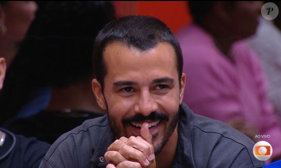 Mateus descobriu que o Anjo da semana era autoimune e se livrou da mira do Líder