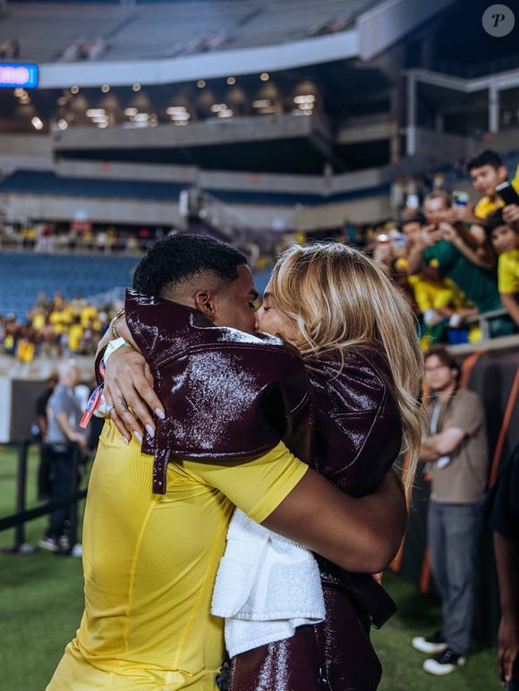 Copa 2026: mulher de Endrick, jogador do Brasil na Copa 2026, Gabriely Miranda deixou mensagem ao marido antes da estreia no Mundial. 'Aproveite cada momento dessa jornada incrível. Nunca se esqueça de que você é merecedor de tudo isso'