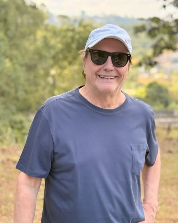 Diante do pronunciamento de Fiuk, Fábio Jr. se manteve em silêncio, mas a primeira publicação do cantor deu o que falar na web