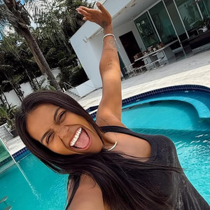 Camila Loures faz a 'publi' mais cara de pau de todos os tempos e web se revolta: 'Merece ser processada'