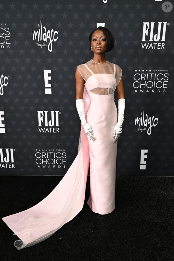 Danielle Deadwyler em joias Prada e Bucherer no Critics Choice Awards 2025