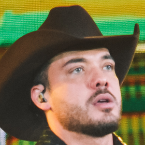 Wesley Safadão é criticado por atitude após cirurgia do filho por tumor no cérebro: 'O filho é da mãe mesmo'