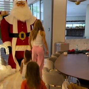 Filhas de Virginia Fonseca emocionam ao fazer pedido simples ao Papai Noel e quebram expectativas de luxo no Natal